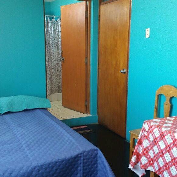 Hostal California موليندو المظهر الخارجي الصورة